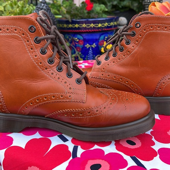 Dr. Martens Affleck Cognac Brogue Wingtip 7 Eye Lace Up Boots - Picture 15 of 17